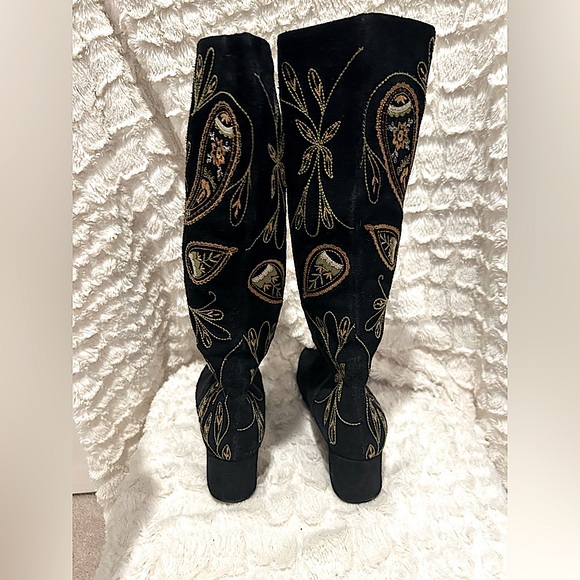Chocolat Blu Embroidered Knee High Platform Boots, Size 7 - Picture 6 of 9